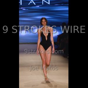 Miami Swim Week Paraiso — Shan — Video #25