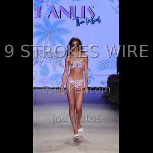 Miami Swim Week Paraiso — Oceanus — Video #57
